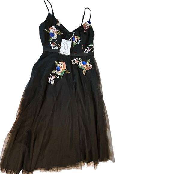 NWT - Little Mistress Petite Black Floral Dress - US Size 2 - Picture 8 of 13